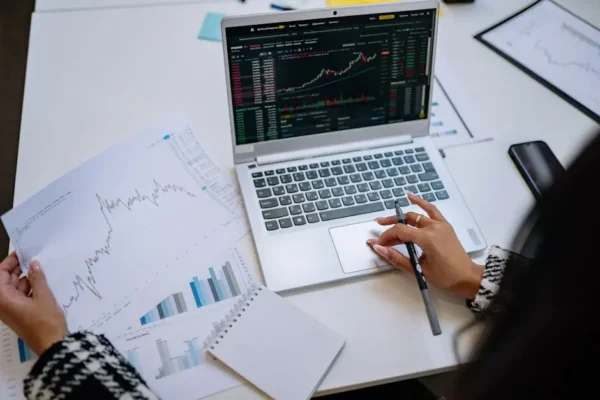 How Fintech is Transforming Cashflow Management